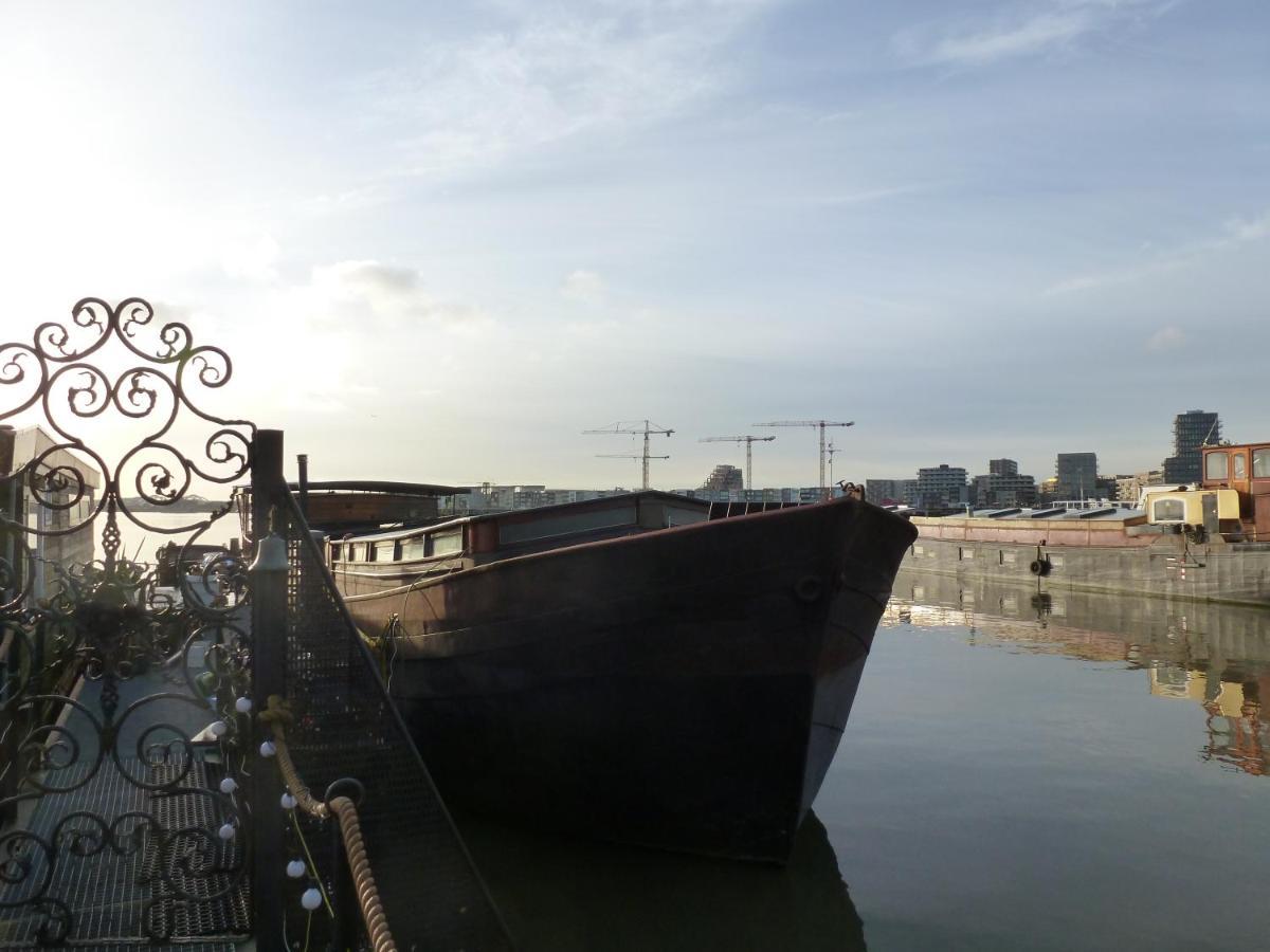 Couette-café Bed In Boat Amsterdam